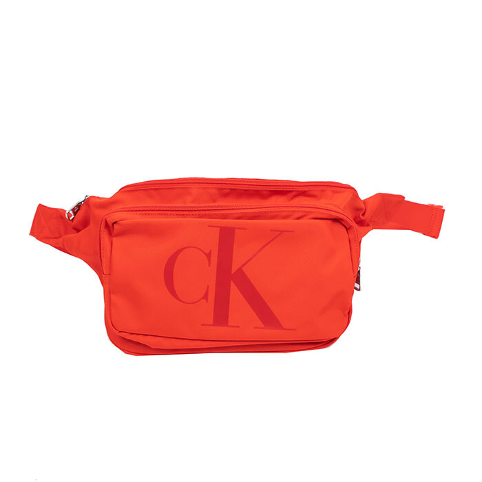 Calvin Klein - Unterarmtasche